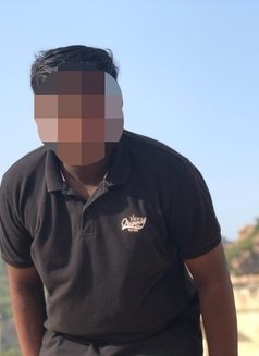 Lone - Male escort in Hyderabad Photo 1 of 2