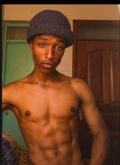 Long Cvck - Acompañantes masculino in Nairobi Photo 5 of 5