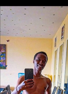 Long Cvck - Male escort in Nairobi Photo 4 of 5