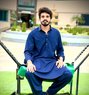Long Man - Acompañantes masculino in Lahore Photo 1 of 1