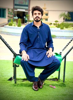 Long Man - Male escort in Lahore Photo 1 of 1