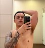Ehyan - Male escort in Manila Photo 6 of 8