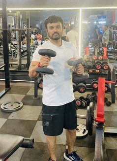 Longlast Boby - Male escort in Mumbai Photo 4 of 4