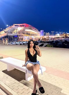 Lonie - escort in Riyadh Photo 2 of 8