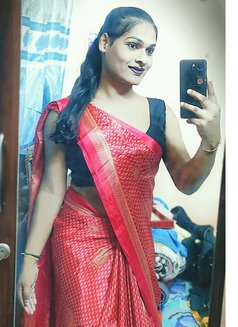 Looking for Beauty Vani - Transsexual escort in Bangalore Photo 1 of 1