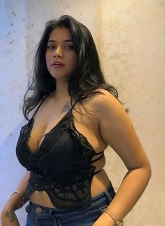 Looking for Best Get in Touch - escort in Kolkata Photo 1 of 2