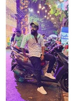 Work hard have fun. - Male escort in New Delhi Photo 1 of 2