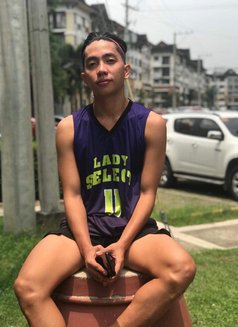 Looking for New Young Guy - Male escort in Makati City Photo 5 of 5