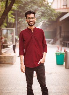 Looking for Pleasure? Call Me - Acompañantes masculino in Gurgaon Photo 1 of 1