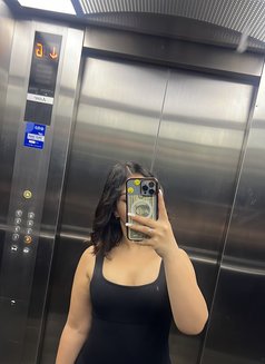 Loora - escort in Al Manama Photo 1 of 5