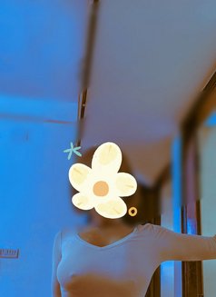 Hot bby doll is madipakkam vc n videos - escort in Chennai Photo 5 of 10