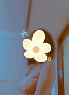 Hot bby doll is madipakkam vc n videos - escort in Chennai Photo 7 of 10