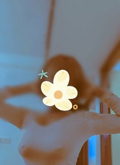 Hot bby doll is madipakkam vc n videos - escort in Chennai Photo 8 of 10