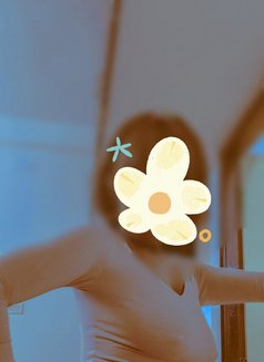 Hot bby doll is madipakkam vc n videos - escort in Chennai Photo 10 of 10