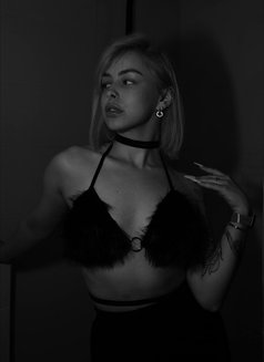 Lora - escort in Pattaya Photo 8 of 16