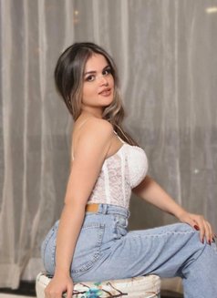 Lora - escort in Riyadh Photo 4 of 5