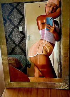 Lora sexy creamy psy round ass(madipakam - puta in Chennai Photo 5 of 5