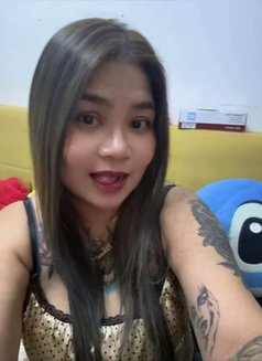 Loraine 56 - puta in Dubai Photo 1 of 21