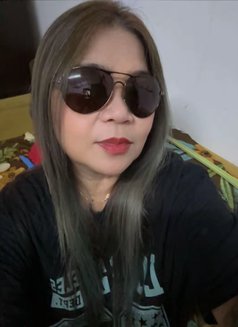 Loraine - puta in Dubai Photo 5 of 9