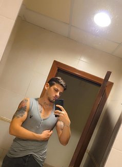 Loren. Andy - Acompañantes transexual in Dubai Photo 3 of 7