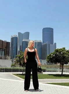 Loren Fullservice - puta in Abu Dhabi Photo 13 of 16
