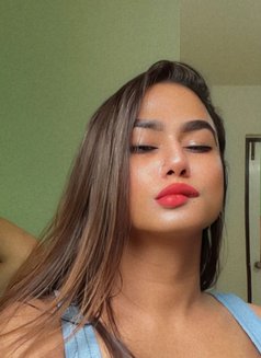 Loren - Transsexual escort in Jaipur Photo 15 of 15