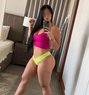 Loren - escort in Dubai Photo 1 of 5