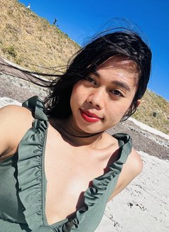 Lorena - escort in Singapore Photo 5 of 5