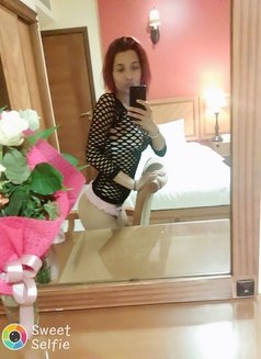 Lorena the best OWO - escort in Muscat Photo 2 of 4