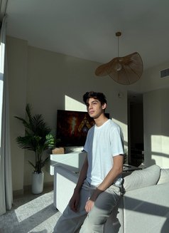 Smooth Slim Twink - Male escort in Jeddah Photo 16 of 17