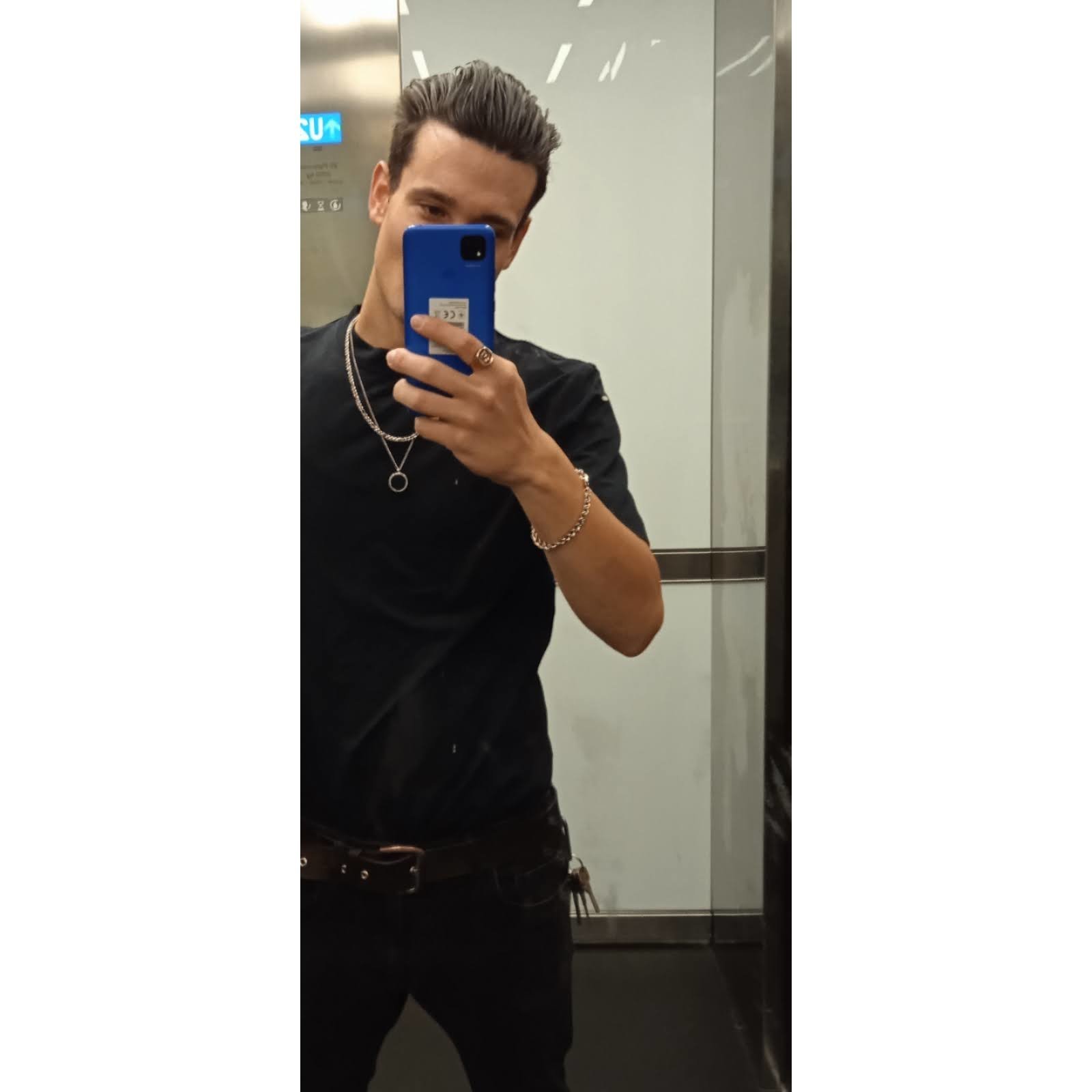 Lorenzo, Italian Male escort in Copenhagen (2)