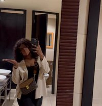 Lori - escort in Kampala