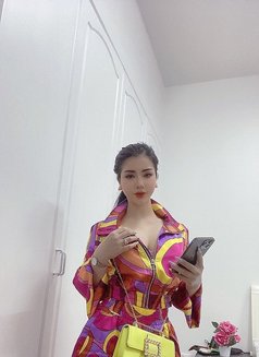 Loria ANAL full service - escort in Al Manama Photo 6 of 7
