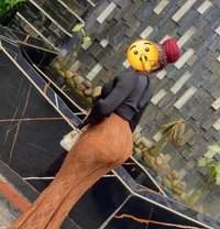 Lorna - Intérprete de adultos in Nairobi