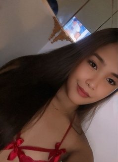 Lorr - Transsexual escort in Makati City Photo 2 of 8