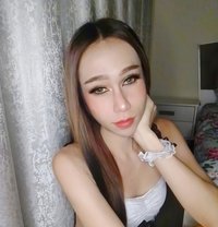 Lorra - masseuse in Dubai