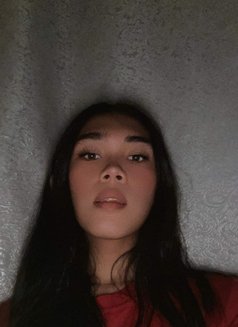 Lou Camshow/meet Up - Acompañantes transexual in Manila Photo 10 of 13