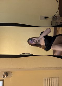 Lou Camshow/meet Up - Transsexual escort in Manila Photo 15 of 17