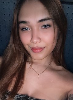 Lou Camshow/meet Up - Transsexual escort in Manila Photo 10 of 13