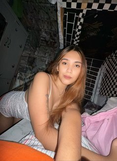 Lou Camshow/meet Up - Transsexual escort in Manila Photo 11 of 13
