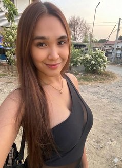 Lou Camshow/meet Up - Transsexual escort in Manila Photo 14 of 15