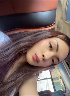 Lou Cumshow/content (Available Now) - Acompañantes transexual in Makati City Photo 5 of 7