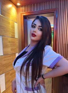 Loubna حياكم - escort in Dubai Photo 1 of 5