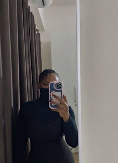 Louie - escort in Greater Noida Photo 2 of 3