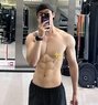 Louis - Male escort in Guangzhou Photo 2 of 5