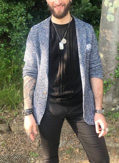 Louis - Male escort in Vienna Photo 10 of 13