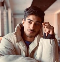 Amir - Male escort in Jeddah