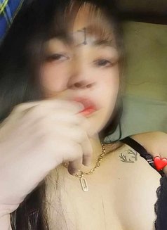 Louise Thick Girl - Transsexual escort in Makati City Photo 3 of 4