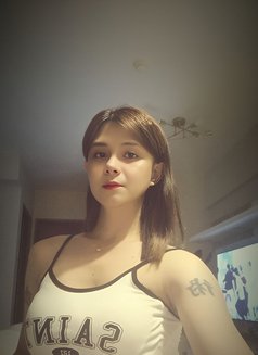 Louise - Acompañantes transexual in Manila Photo 7 of 8