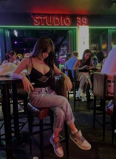 Louise is HERE! - puta in Taipei Photo 9 of 9